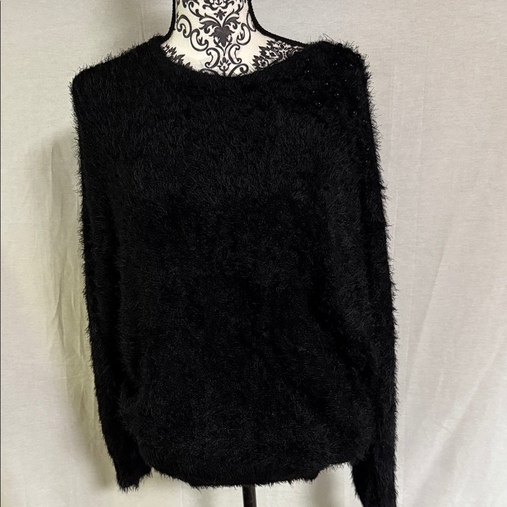 Black Rivet Women's Eyelash Pullover Black Crew Neck Sweater Dolman sleeves EUC